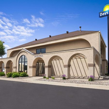 Days Inn By Wyndham Austin Exterior photo